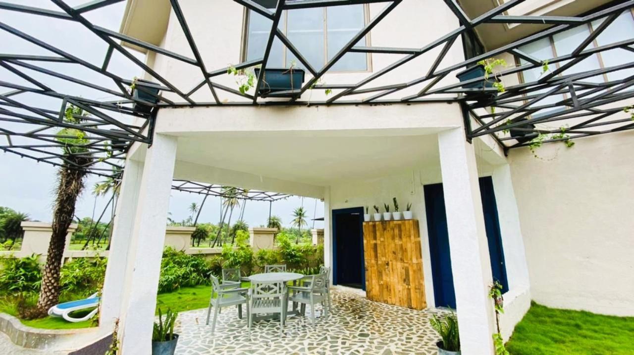 Nest Beacon Resort Daman Exterior photo